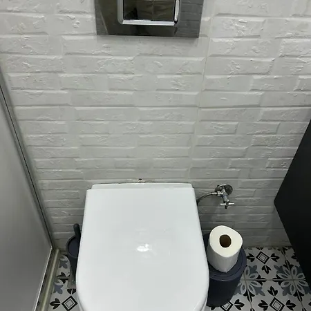 Apartmán Ueskuedar'da Tam Size Goere S *